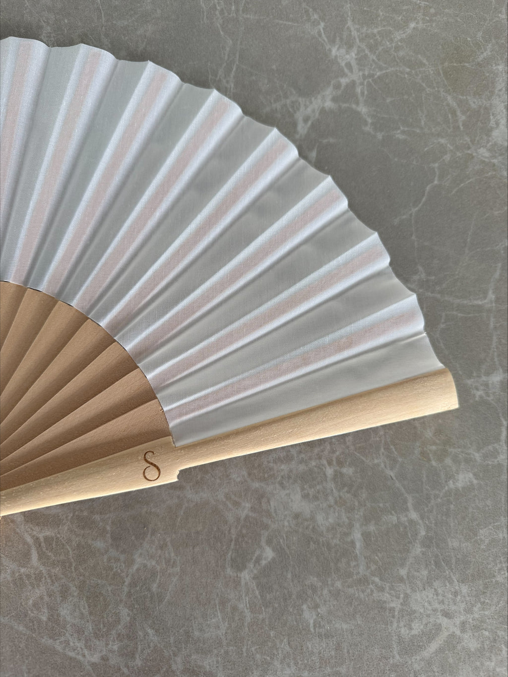 White Shell Fan